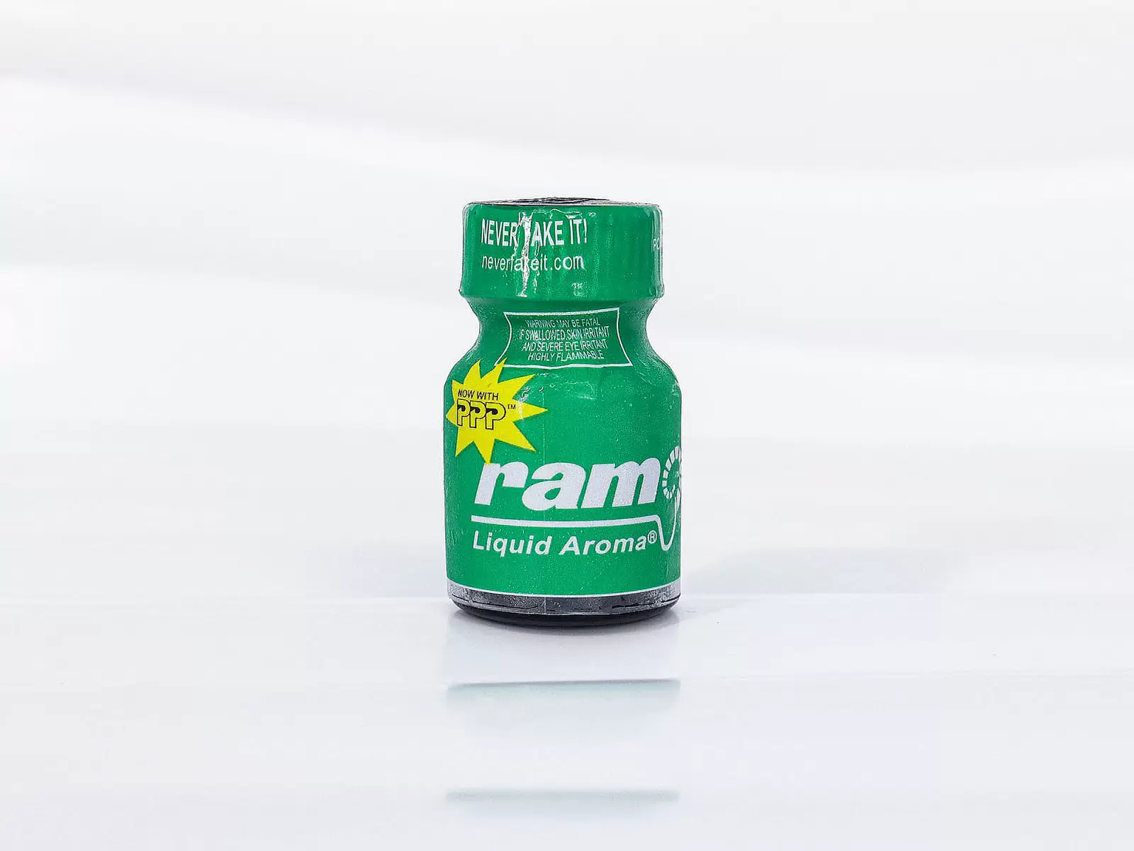 Chai h&iacute;t Ram 10ml tăng cảm gi&aacute;c kho&aacute;i cảm