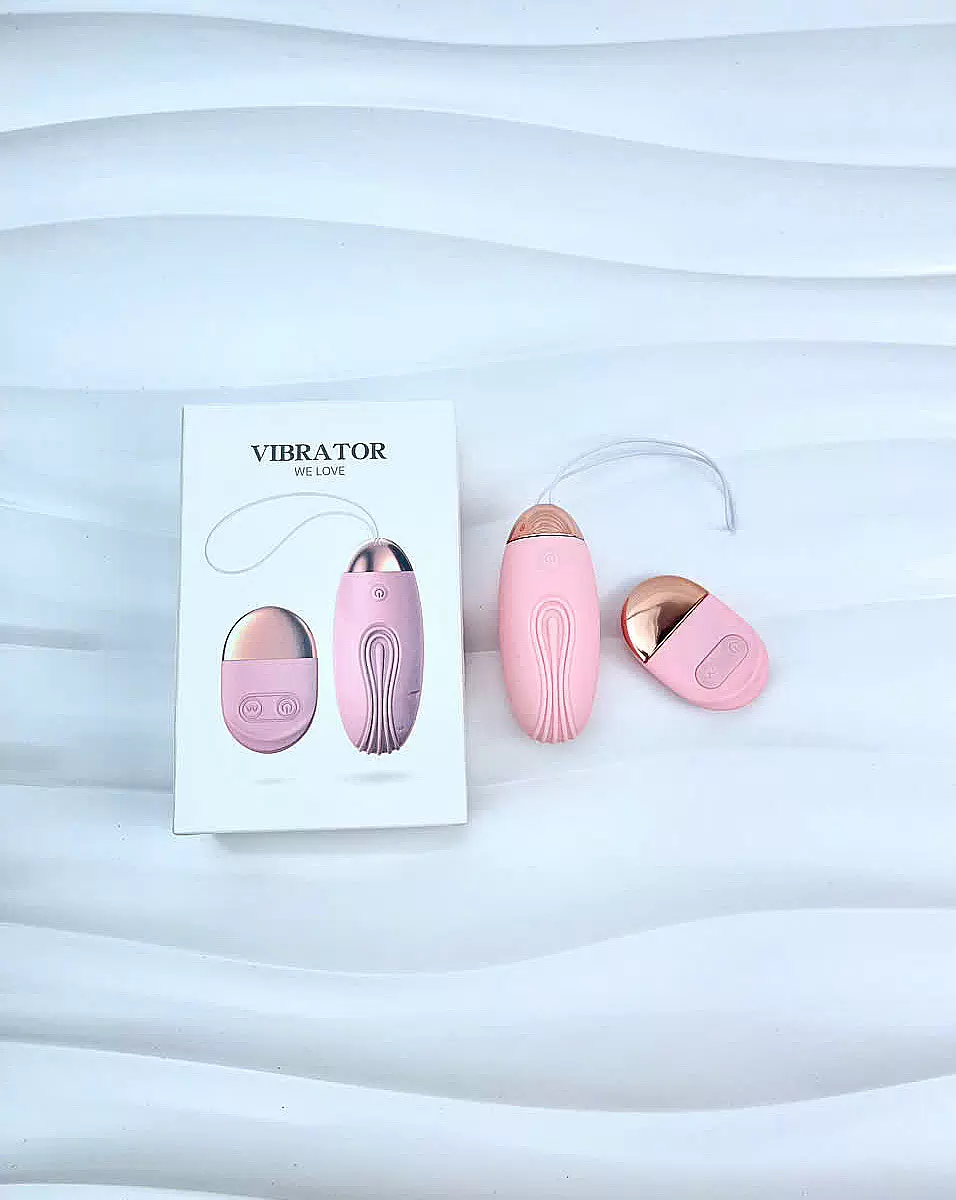 Thanh Lý - Trứng rung tình yêu Lilo kèm điều khiển rời pin sạc, hàng chụp hình, tét lỗ sạc nhẹ
