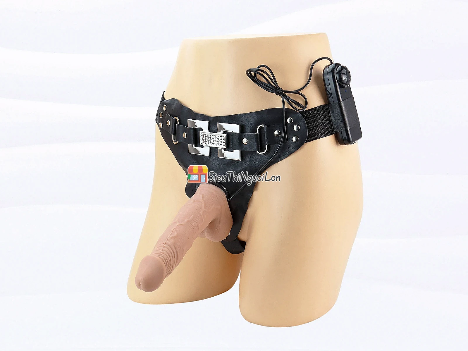 Dương vật giả có dây đeo Ultra Passionate Harness kèm điều khiển rung