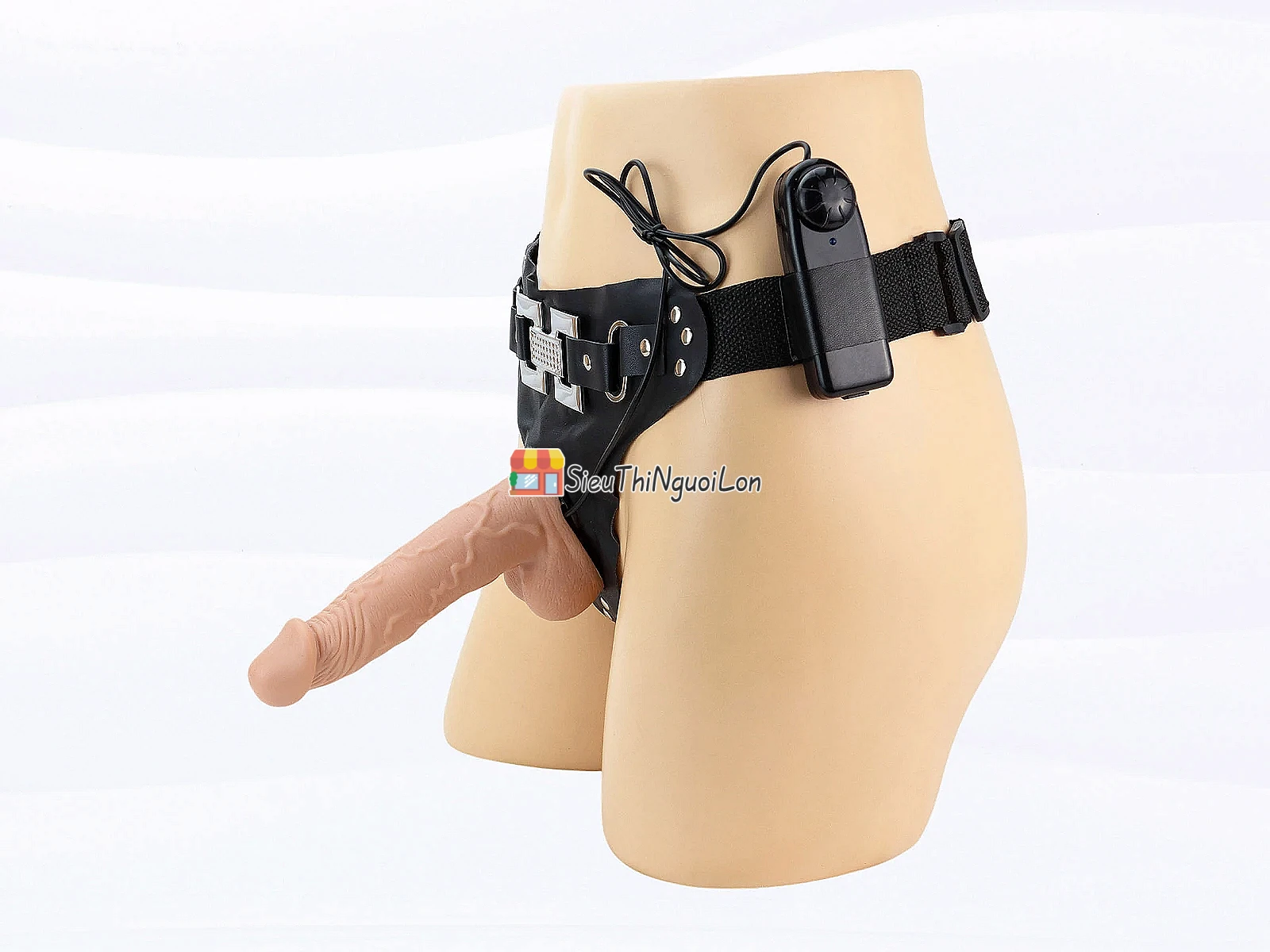 Dương vật giả có dây đeo Ultra Passionate Harness kèm điều khiển rung