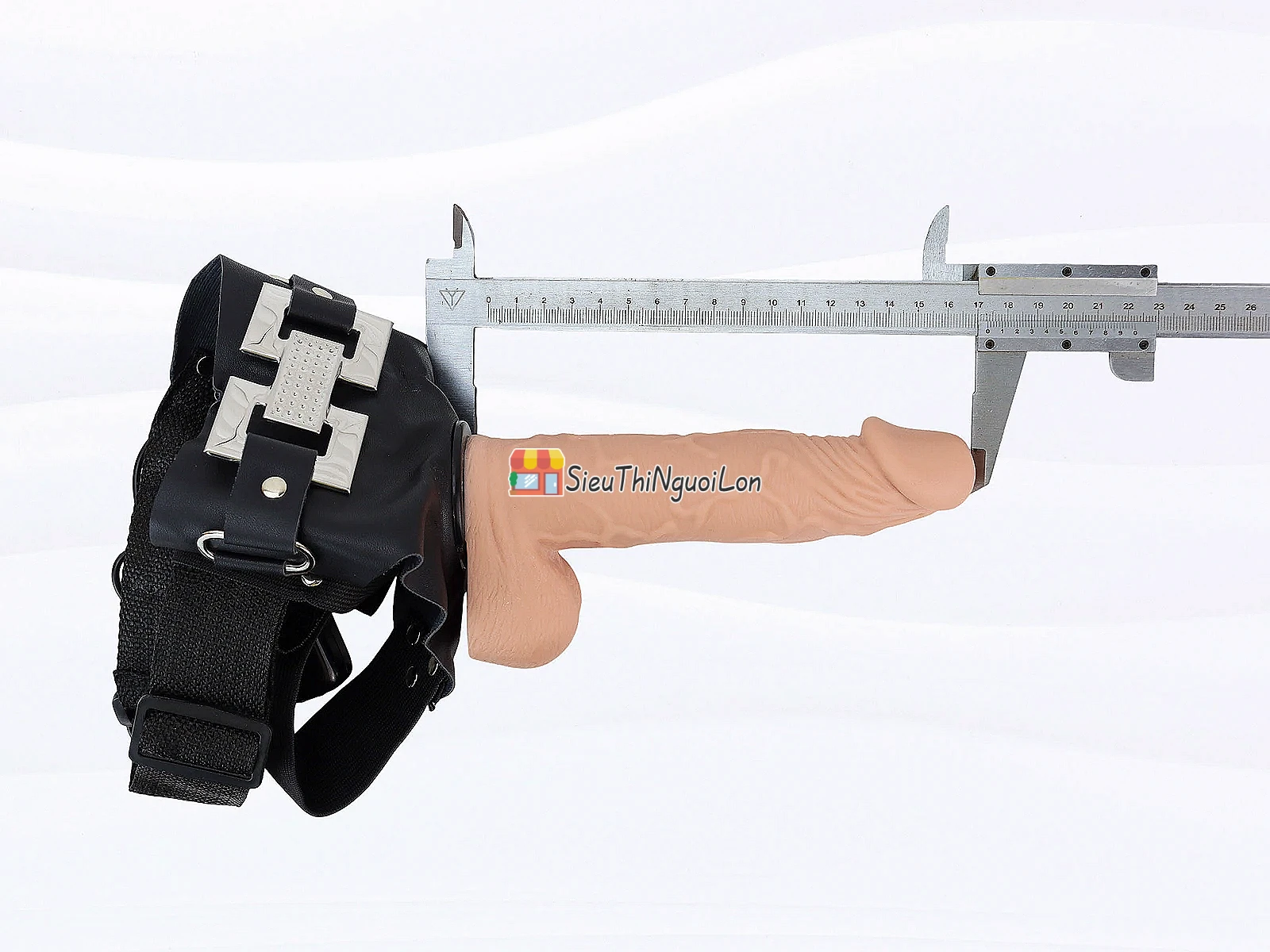 Dương vật giả có dây đeo Ultra Passionate Harness kèm điều khiển rung