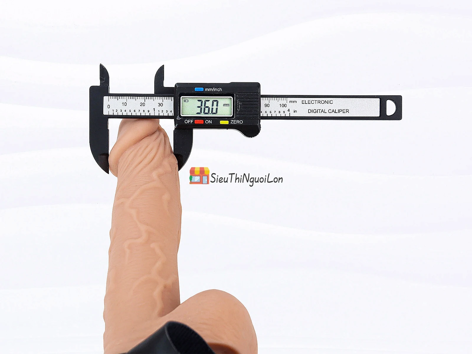 Dương vật giả có dây đeo Ultra Passionate Harness kèm điều khiển rung