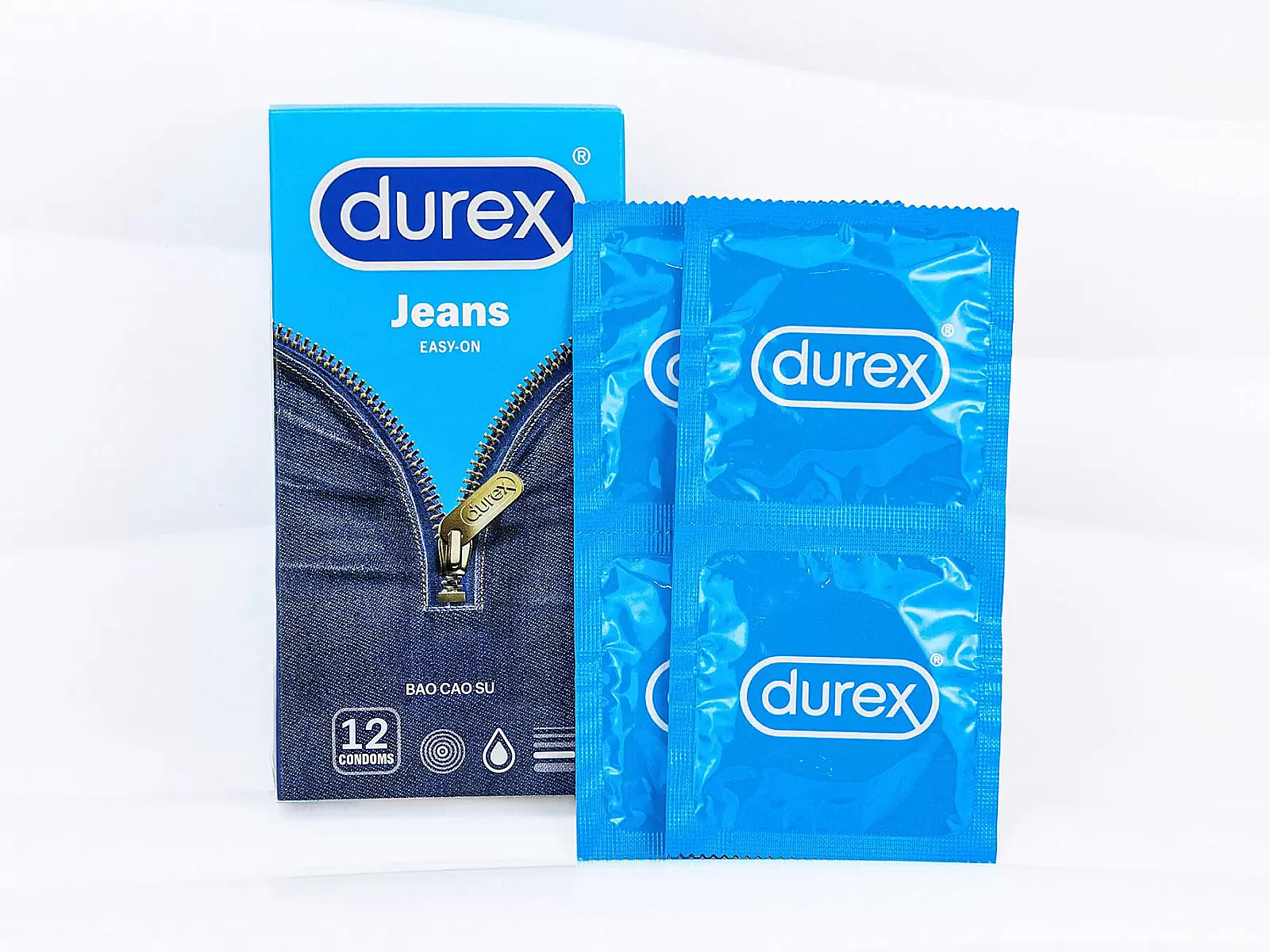 Bao cao su Durex Jeans Easy On dễ đeo, ôm vừa vặn