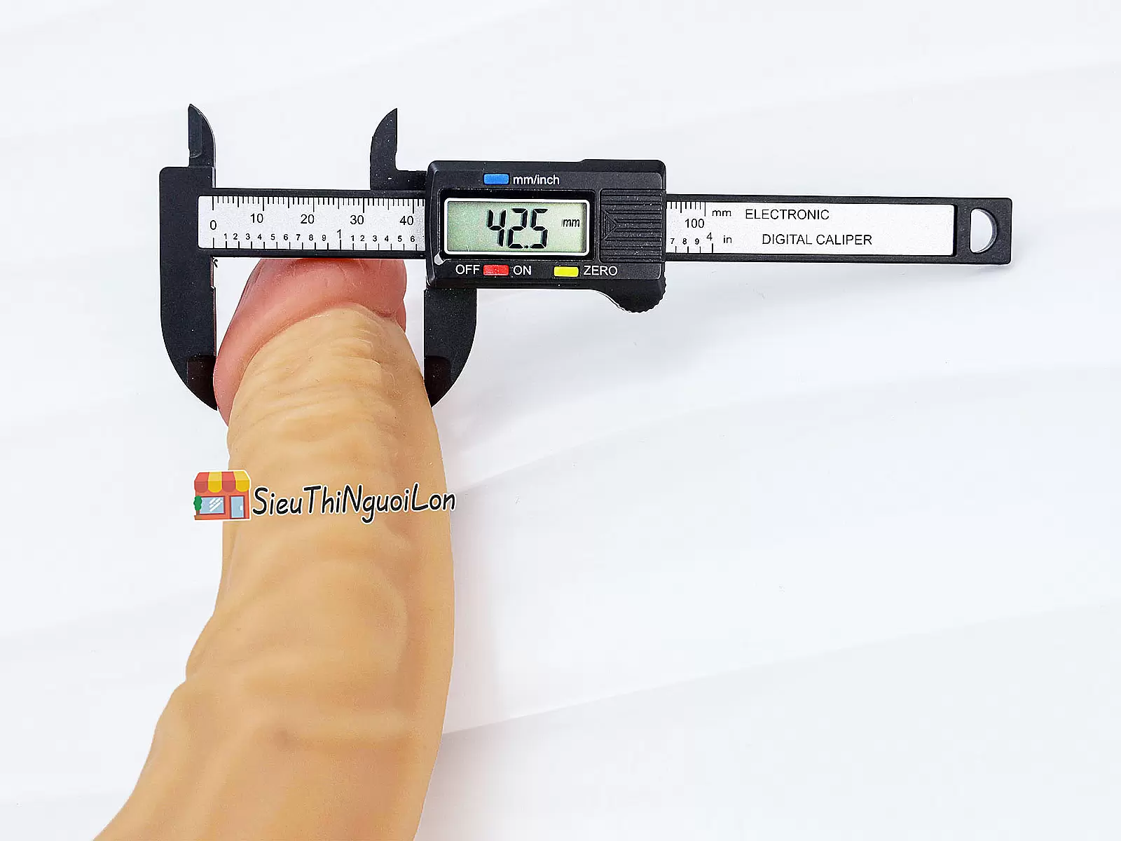 Dương vật giả có đế Lovetoy Real Extreme 8.5inch rung kèm điều khiển