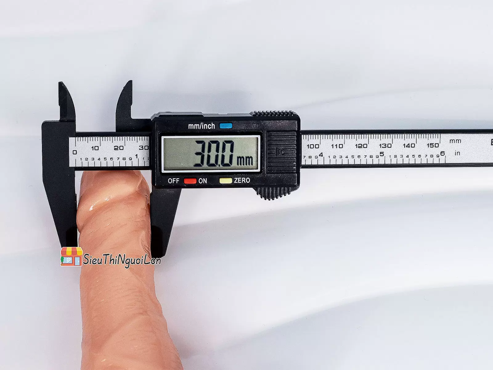 Dương vật giả có đế J.B Korean rung size nhỏ