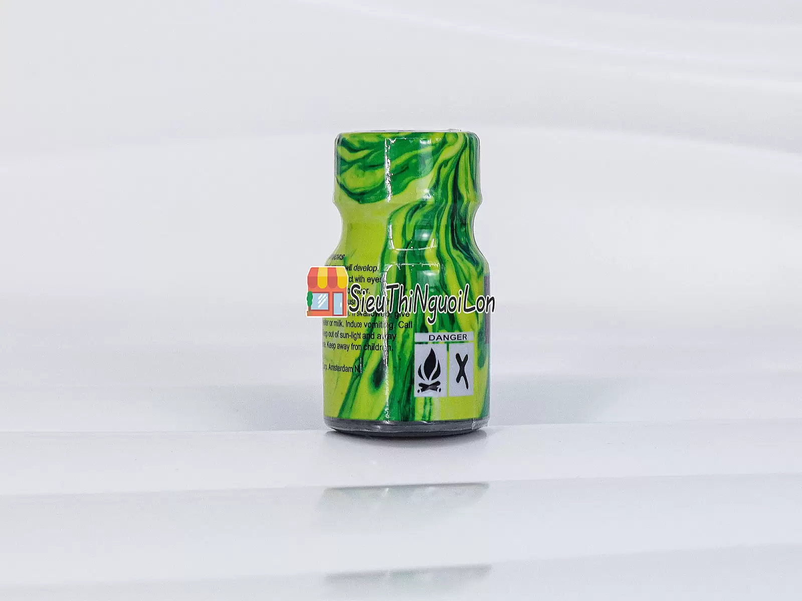 Chai hít Hulk Ultra Strong 10ml tăng cảm giác khoái cảm