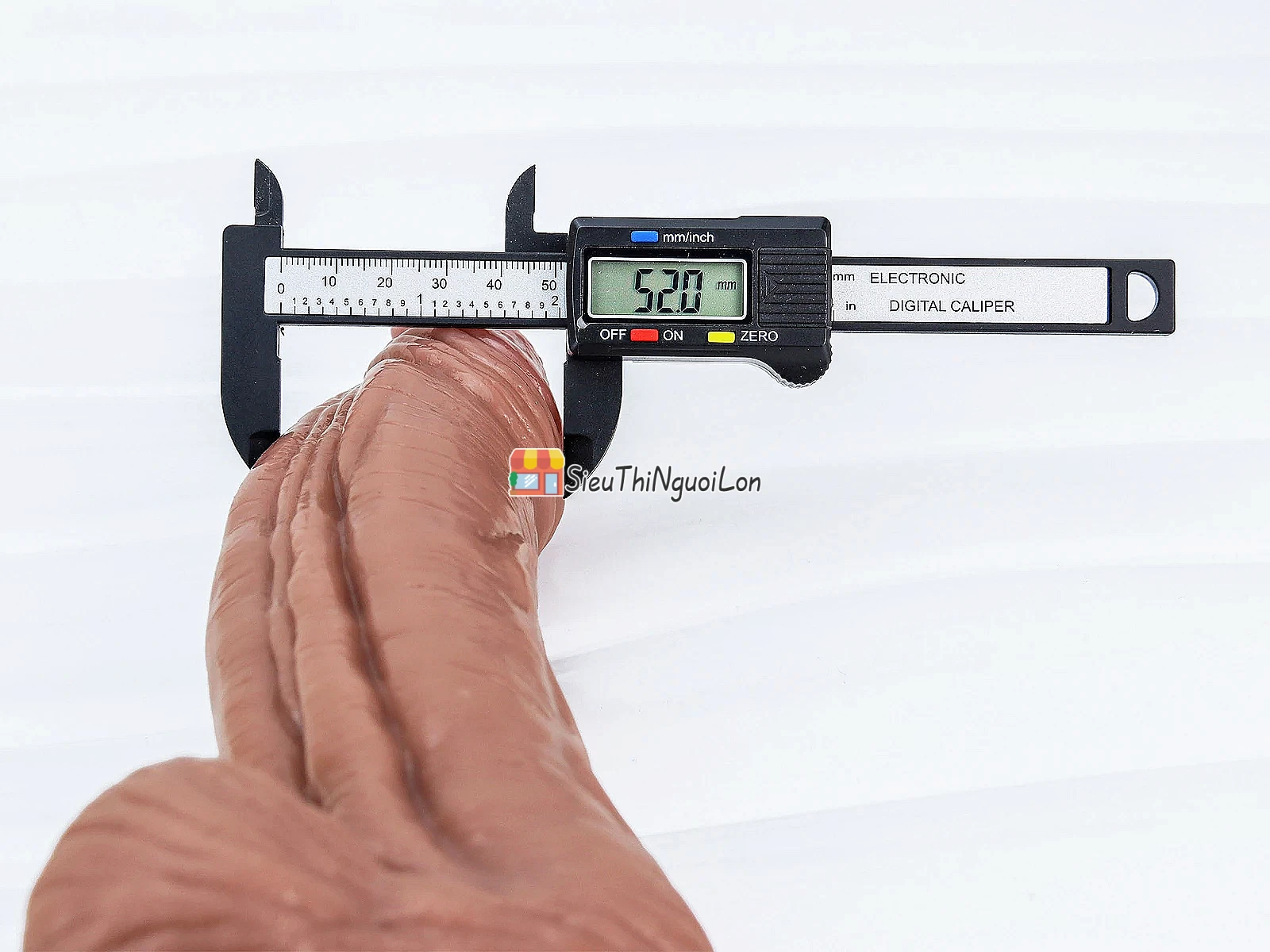 Dương vật giả có đế gân guốc 10 inch siêu khủng