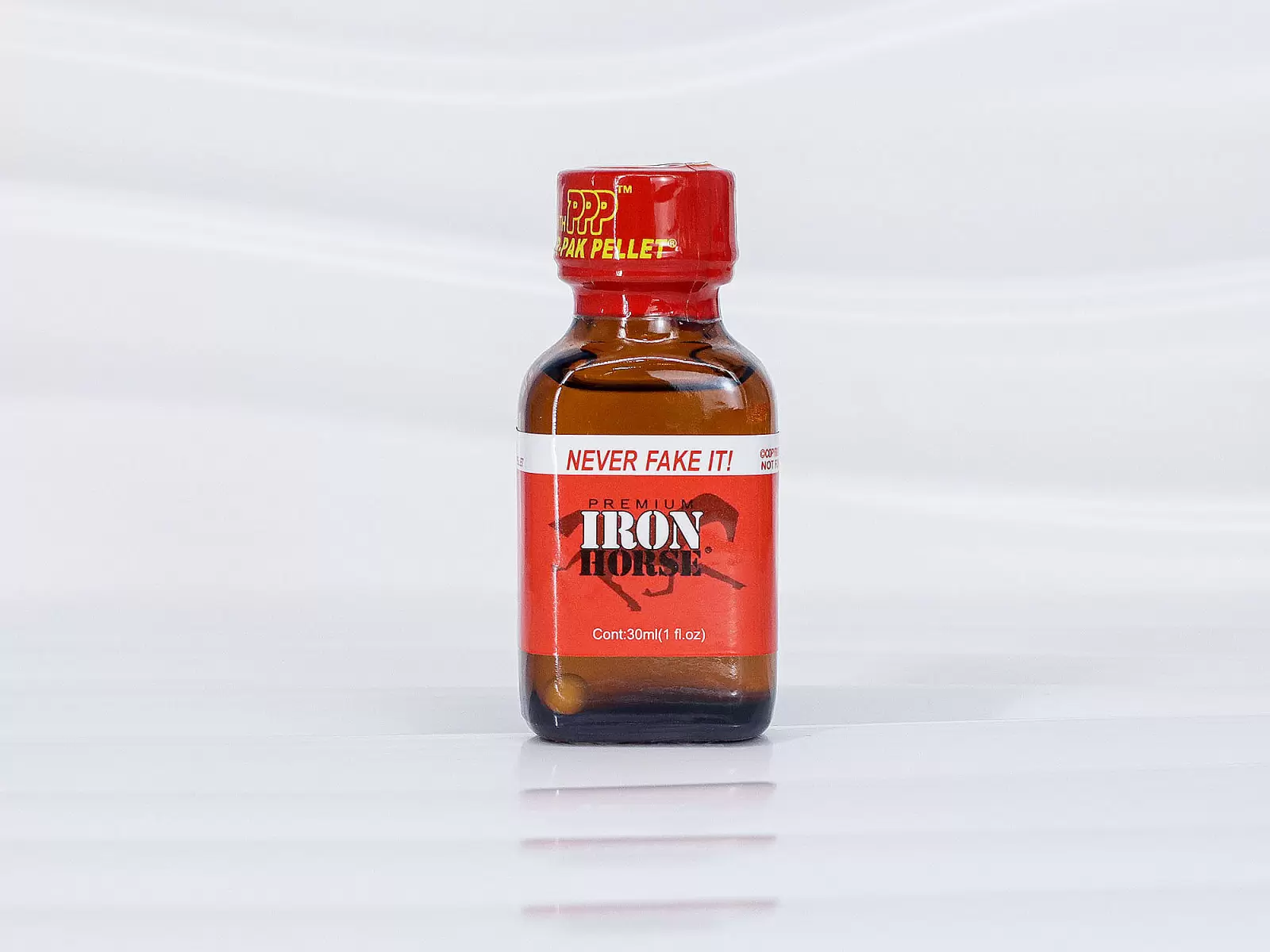 Chai h&iacute;t Iron Horse 30ml k&iacute;ch th&iacute;ch tăng cảm gi&aacute;c hưng phấn