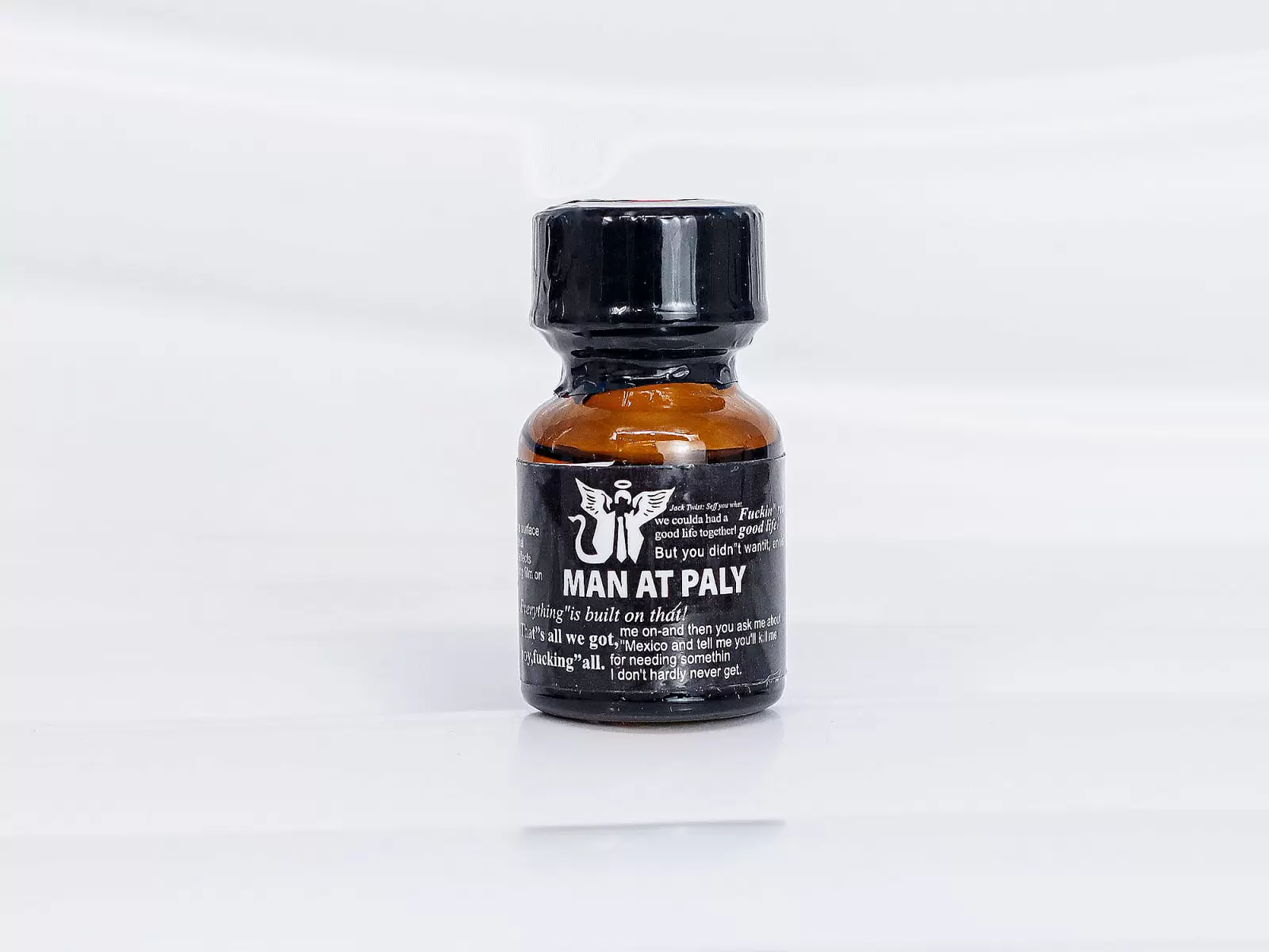 Chai h&iacute;t Man At Paly Black 10ml tăng cảm gi&aacute;c hưng phấn