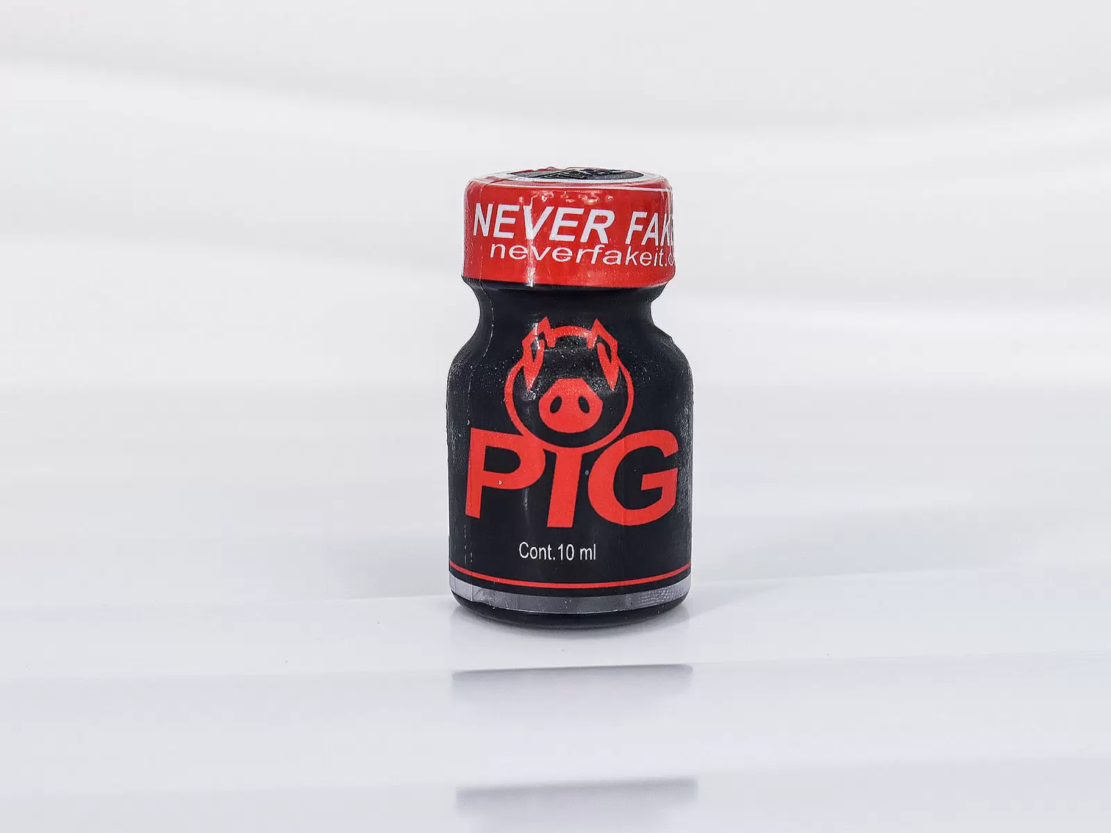 Chai hít PIG 10ml tăng cảm giác phấn khích cho gay