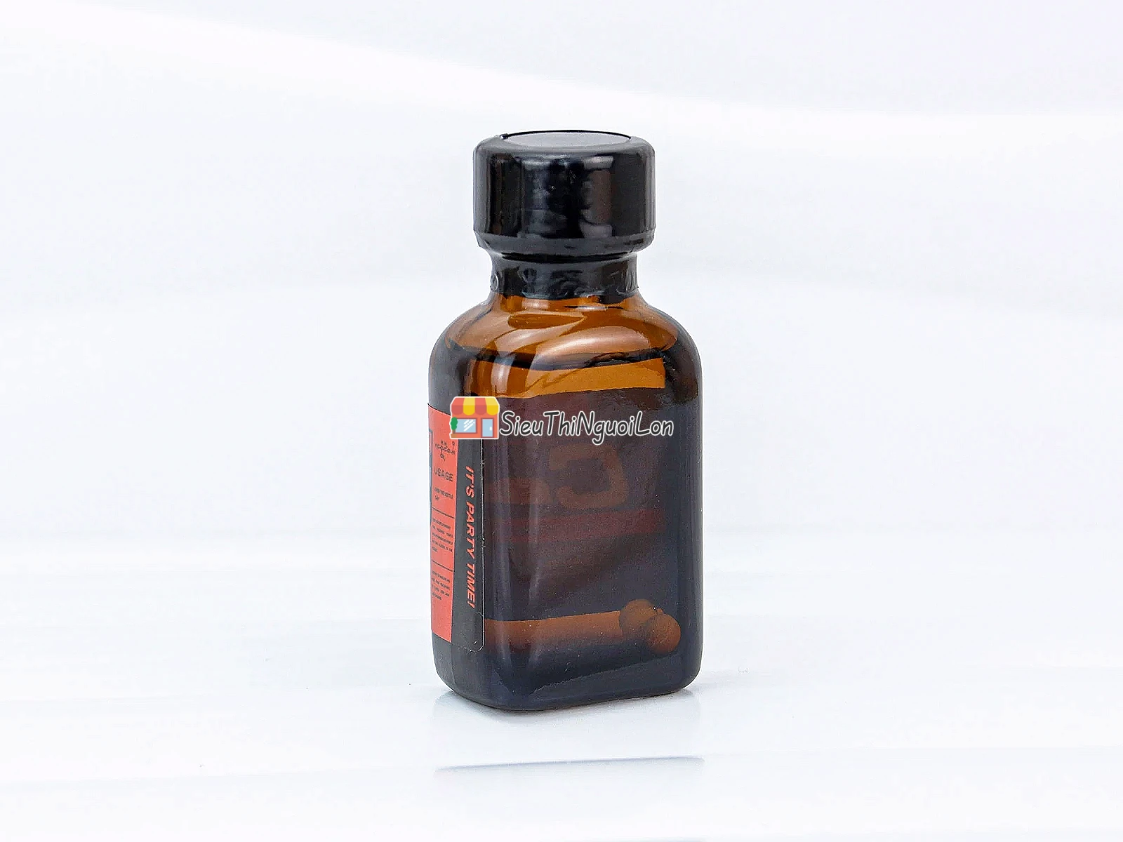 Chai hít C4 Liquid Incense Red 30ml tăng cảm giác khoái cảm