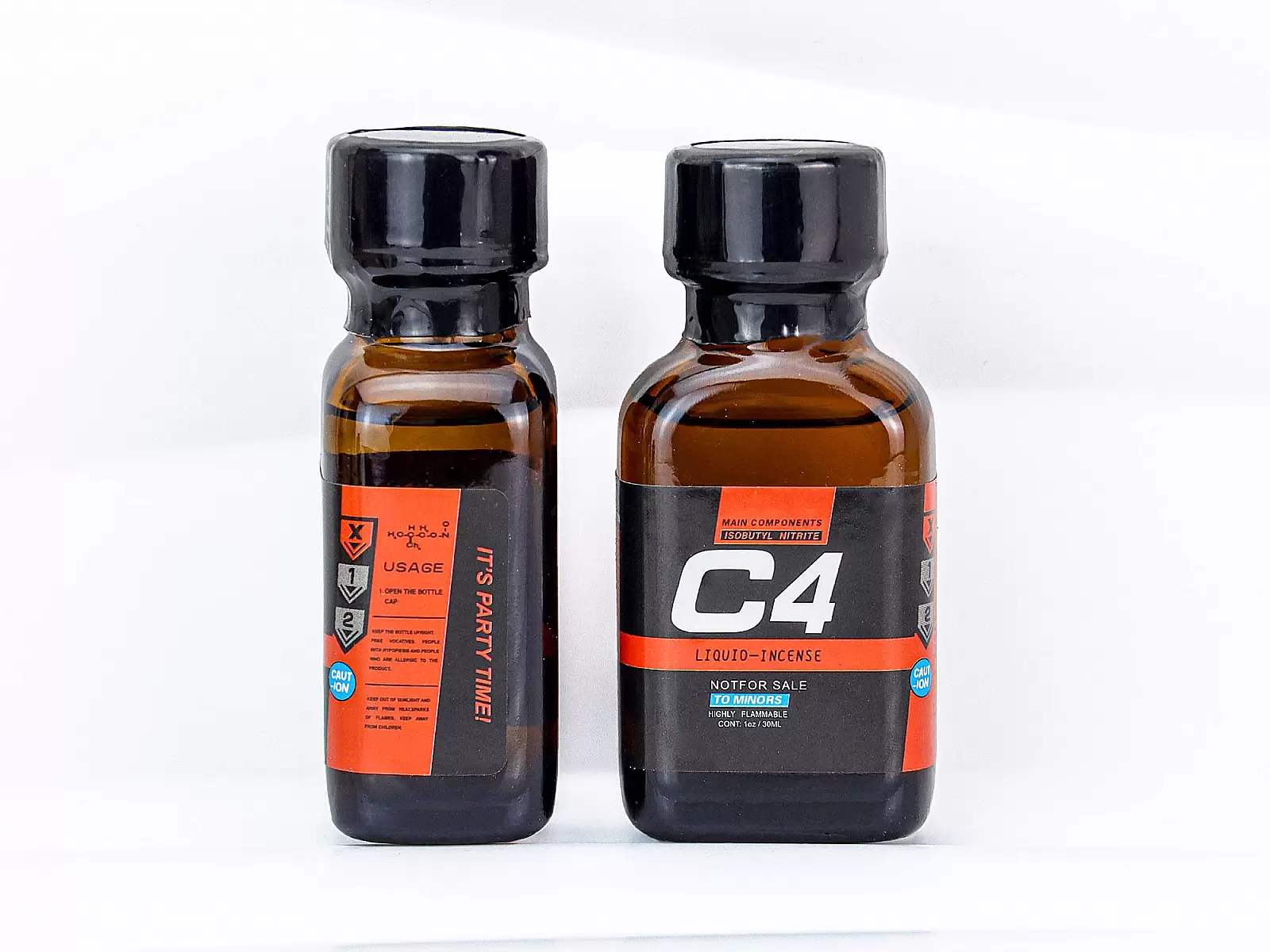 Chai hít C4 Liquid Incense Red 30ml tăng cảm giác khoái cảm