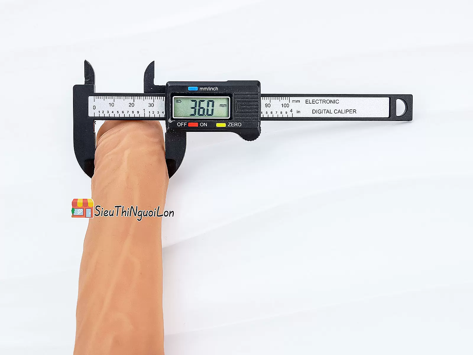 Dương vật giả có đế Knight Tornado rung thụt lắc