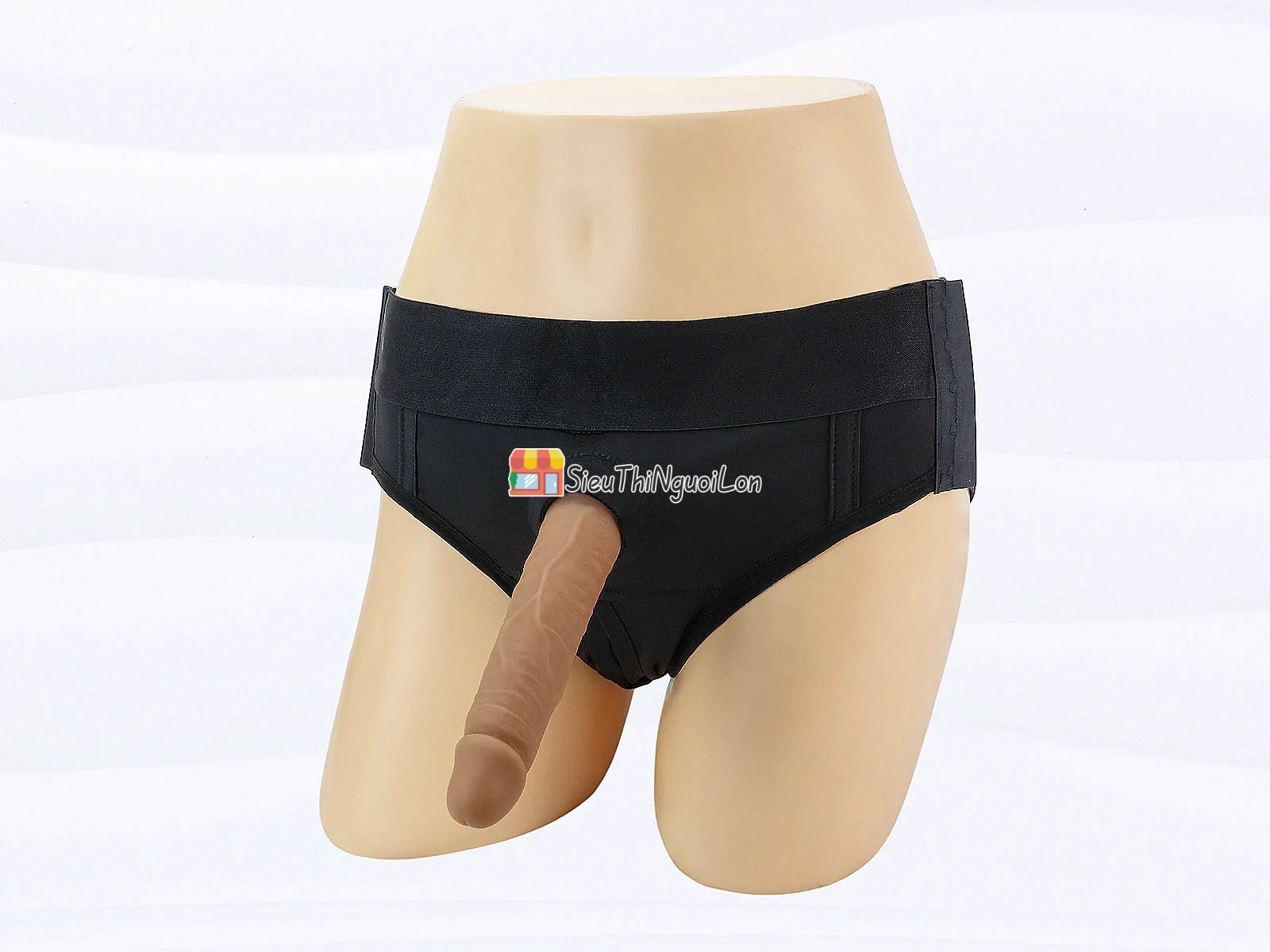 Quần chip tam giác + dương vật giả có đế sự kết hợp hoàn hảo