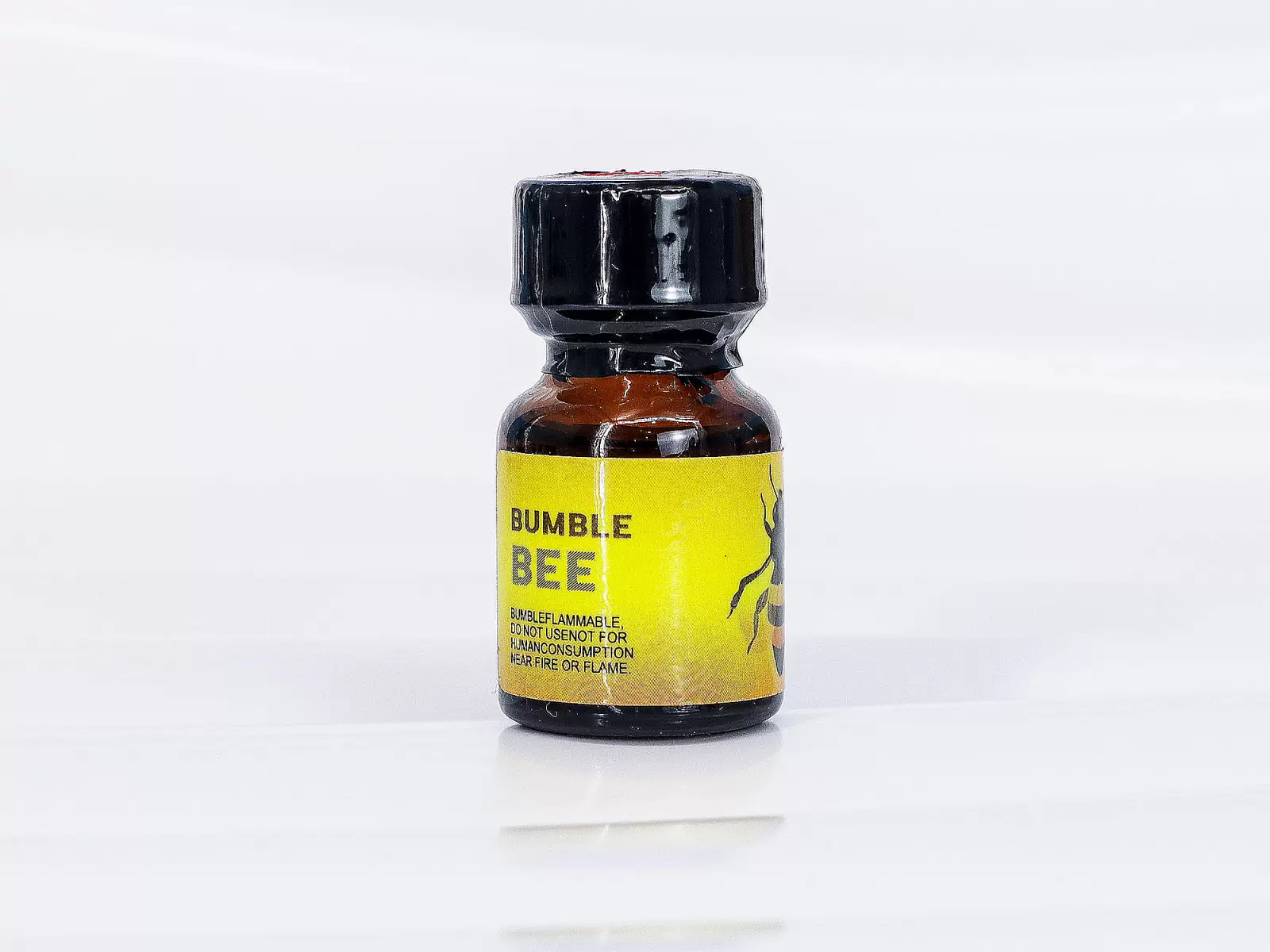 Chai h&iacute;t Bumble Bee 10ml tăng cảm gi&aacute;c phấn kh&iacute;ch