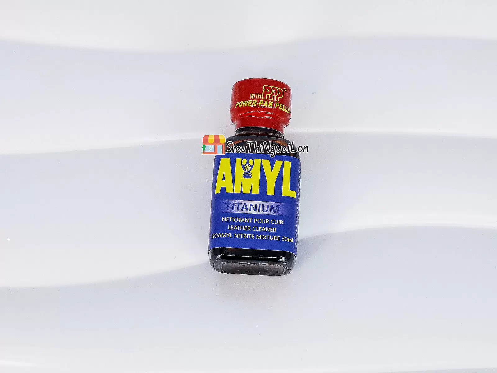 Chai hít Amyl Titanium 30ml kích thích tăng cảm giác hưng phấn