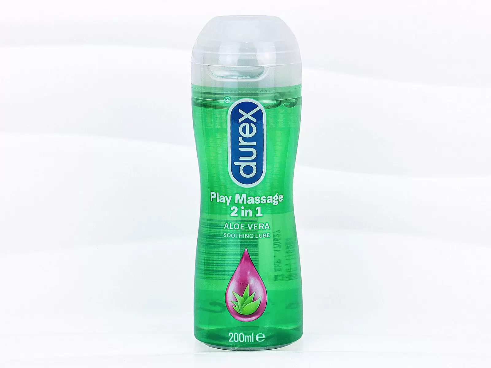 Gel bôi trơn gốc nước Durex Play Massage 2in1 mang đến trải nghiệm mềm mại