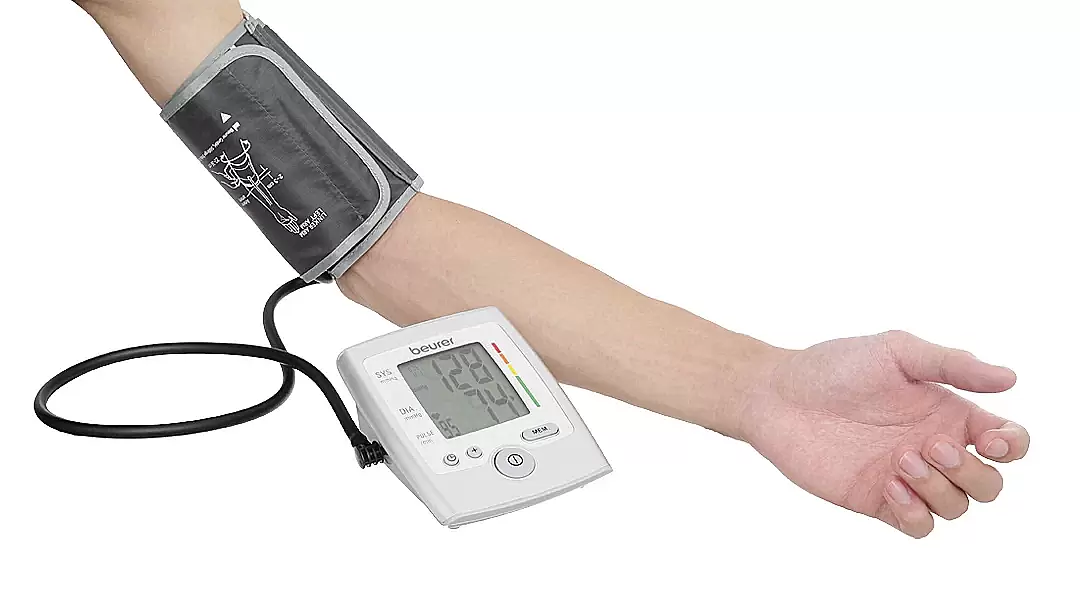Máy đo huyết áp bắp tay Beurer BM35