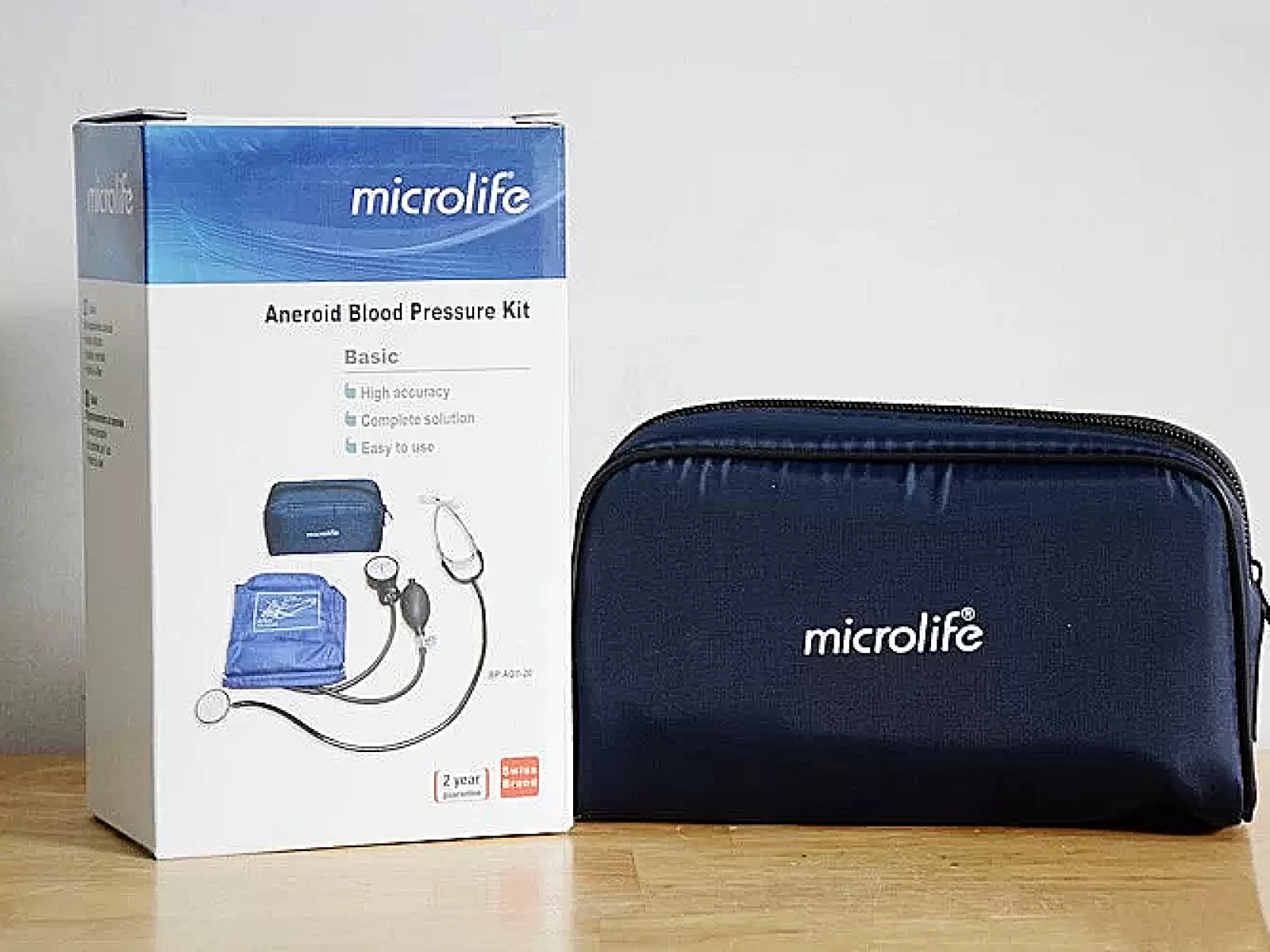 Dụng cụ đo huyết &aacute;p cơ Microlife AG1-20